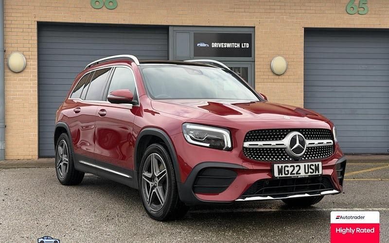 Used Mercedes GLB200 AMG Line Premium Plus 163 HP (119 kW) 2022 Red SUV