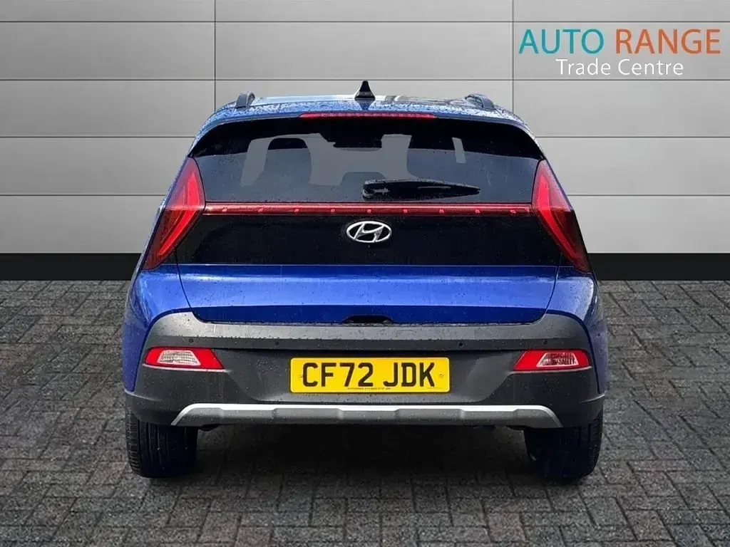 Usado Hyundai Bayon Premium 120 HP (88 kW) 2022 Azul SUV