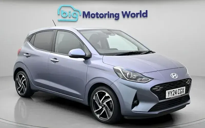 Gebraucht Hyundai i10 Premium 84 PS (61 kW) 2023 Kleinwagen