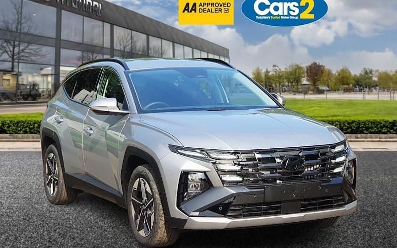 Silver New 2025 Hyundai Tucson Premium SUV | £26,450 (A bit pricey) - Image 1/4