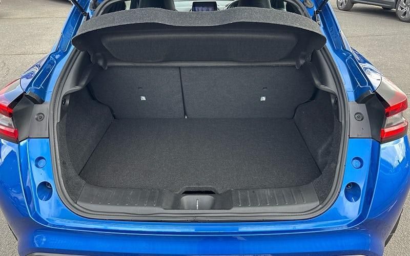 Usado Nissan Juke N-Connecta 143 HP (105 kW) 2023 Azul SUV