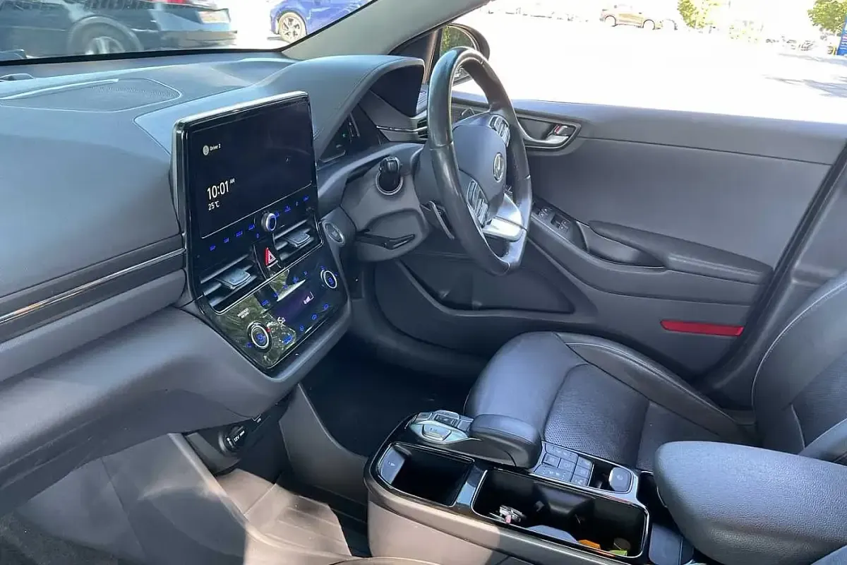 Used Hyundai Ioniq Premium SE 100 kW (136 HP) 2021 Grey Hatchback