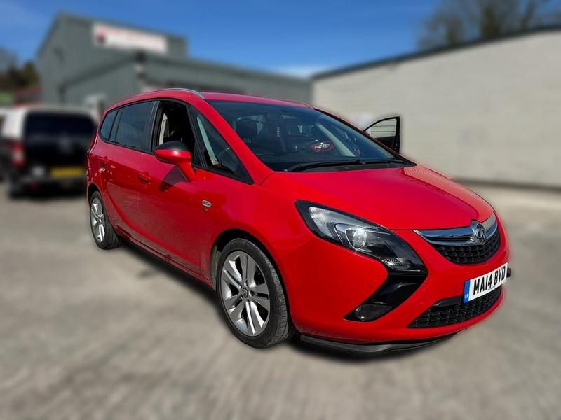 Used Vauxhall Zafira SRi 170 HP (125 kW) 2014 Red MPV