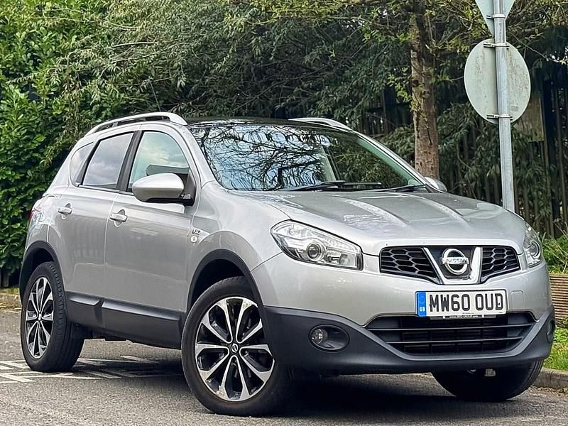 Used Nissan Qashqai N-TEC 110 HP (80 kW) 2011 Silver SUV