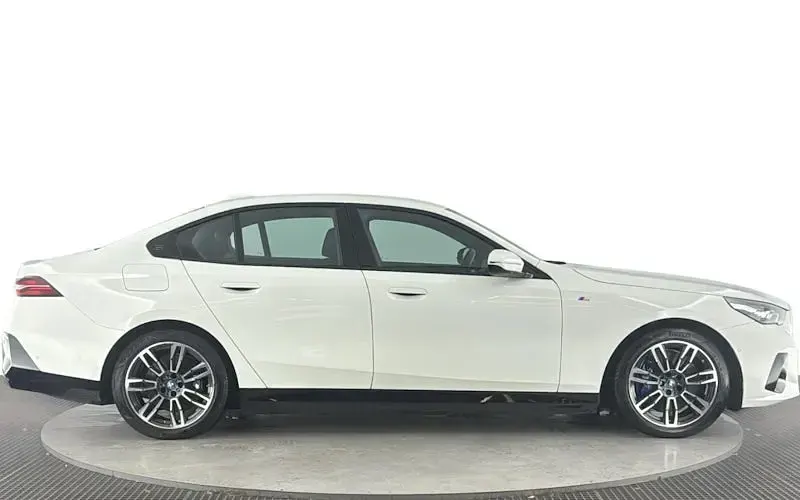 Usado BMW i5 M Sport 250 kW (340 CV) 2026 Berlina