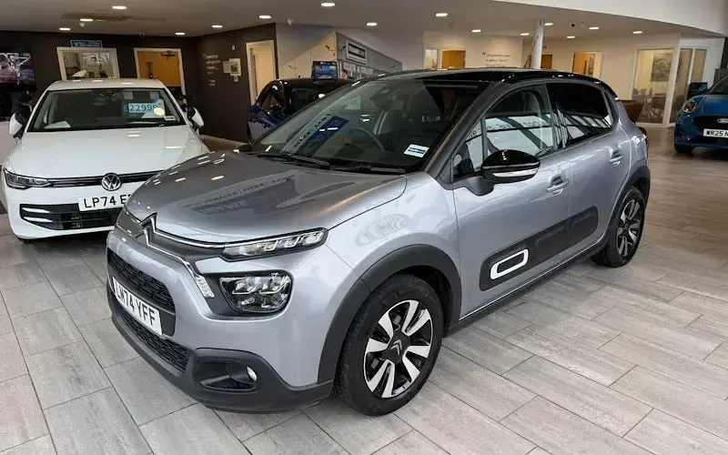 Używany Citroën C3 PureTech 83 KM (61 kW) 2024 Hatchback