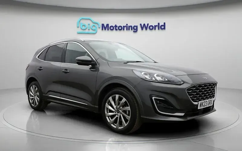 Used Ford Kuga Vignale 190 HP (139 kW) 2023 Grey SUV