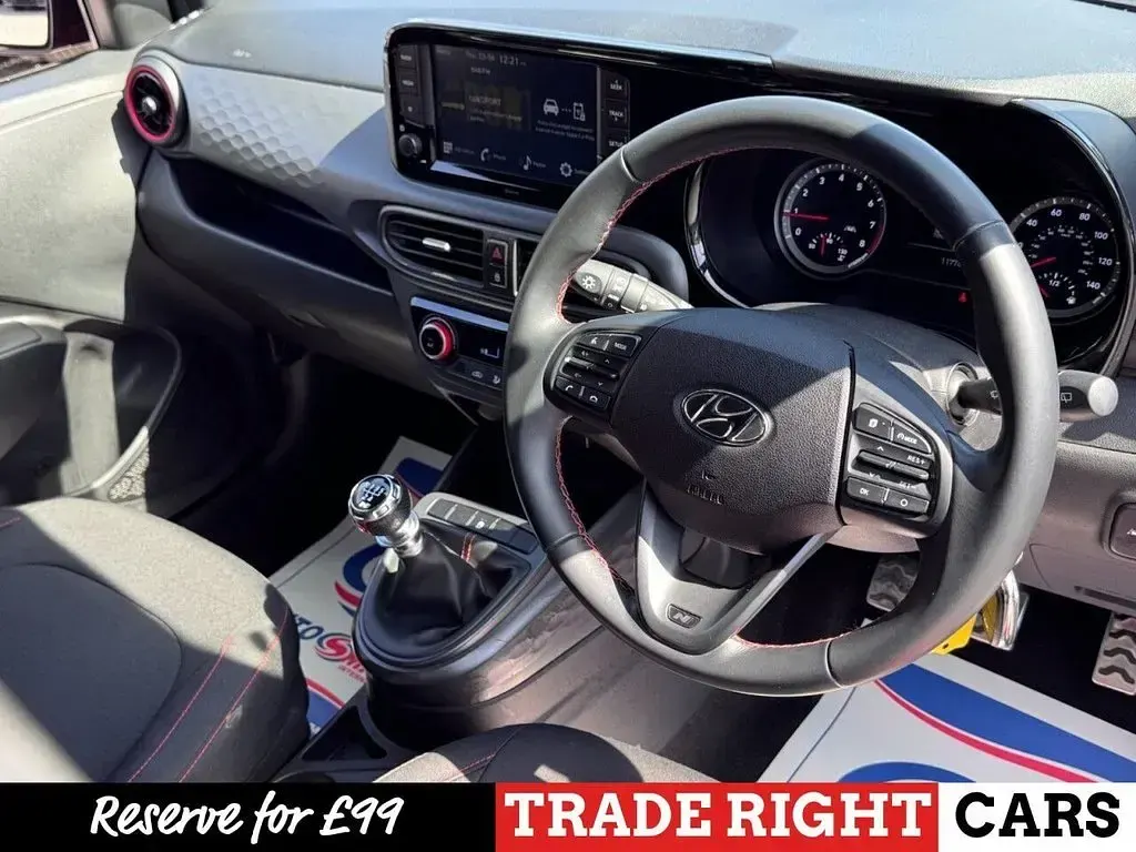 Used Hyundai i10 N Line 100 HP (73 kW) 2023 Red Hatchback