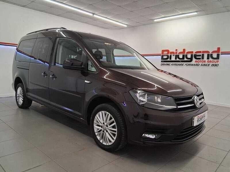 Mauve/purple Used 2017 VW Caddy Maxi MPV | £13,999 (Fair price) - Image 1/4