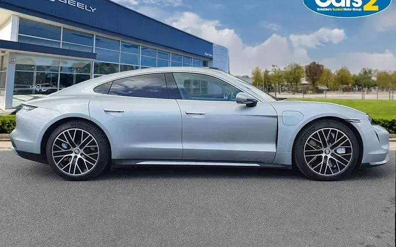 Used Porsche Taycan 500 kW (680 HP) 2023 Sedan