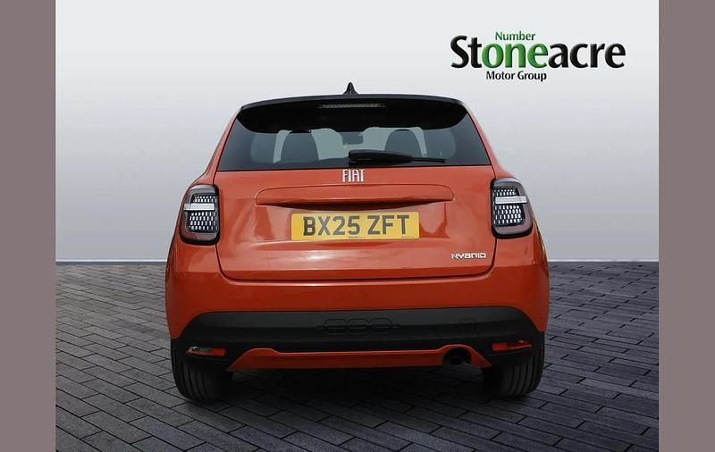 New Fiat 600 La Prima 134 HP (98 kW) 2025 Orange SUV