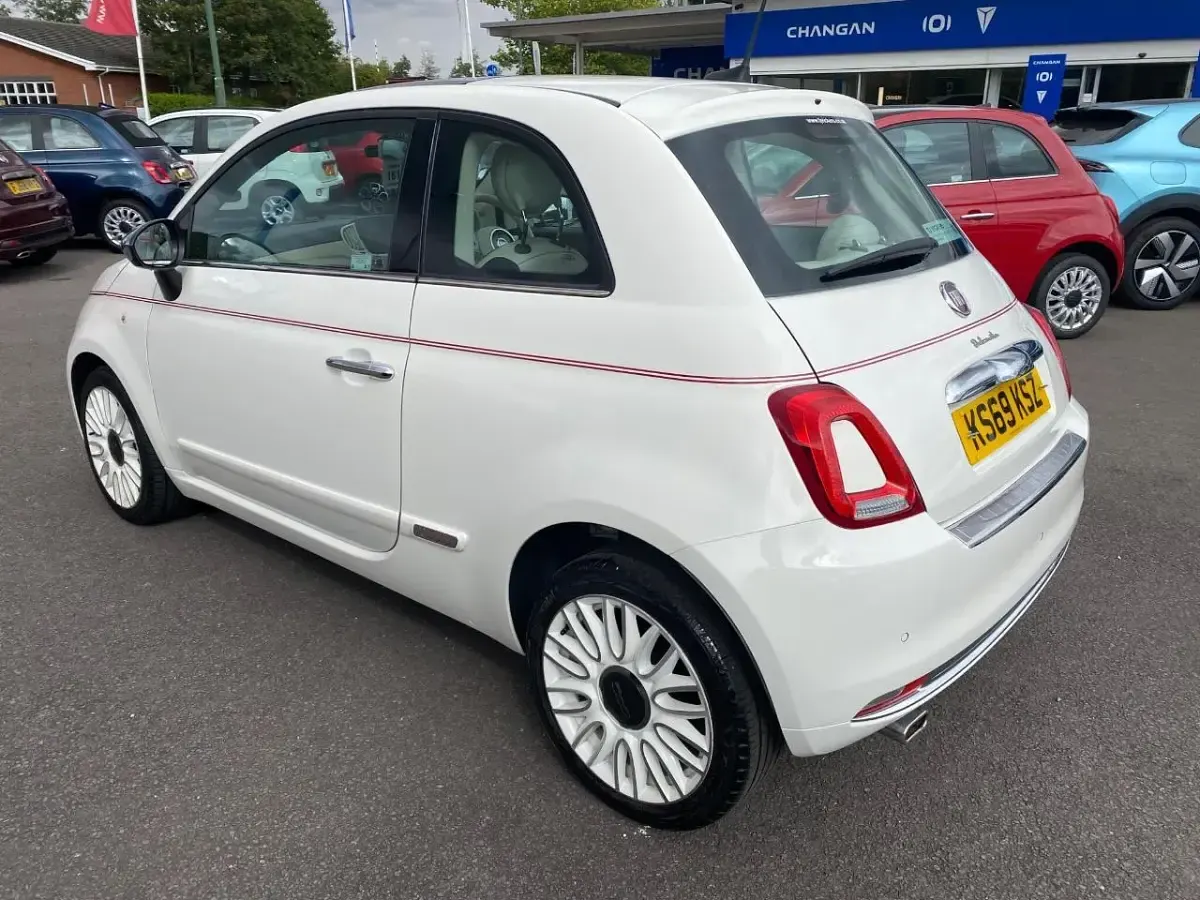 Used Fiat 500 Dolcevita 69 HP (50 kW) 2019 White Hatchback