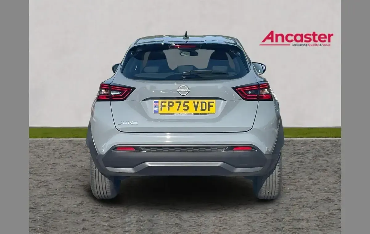 New Nissan Juke Acenta Premium 114 HP (83 kW) 2025 Grey SUV