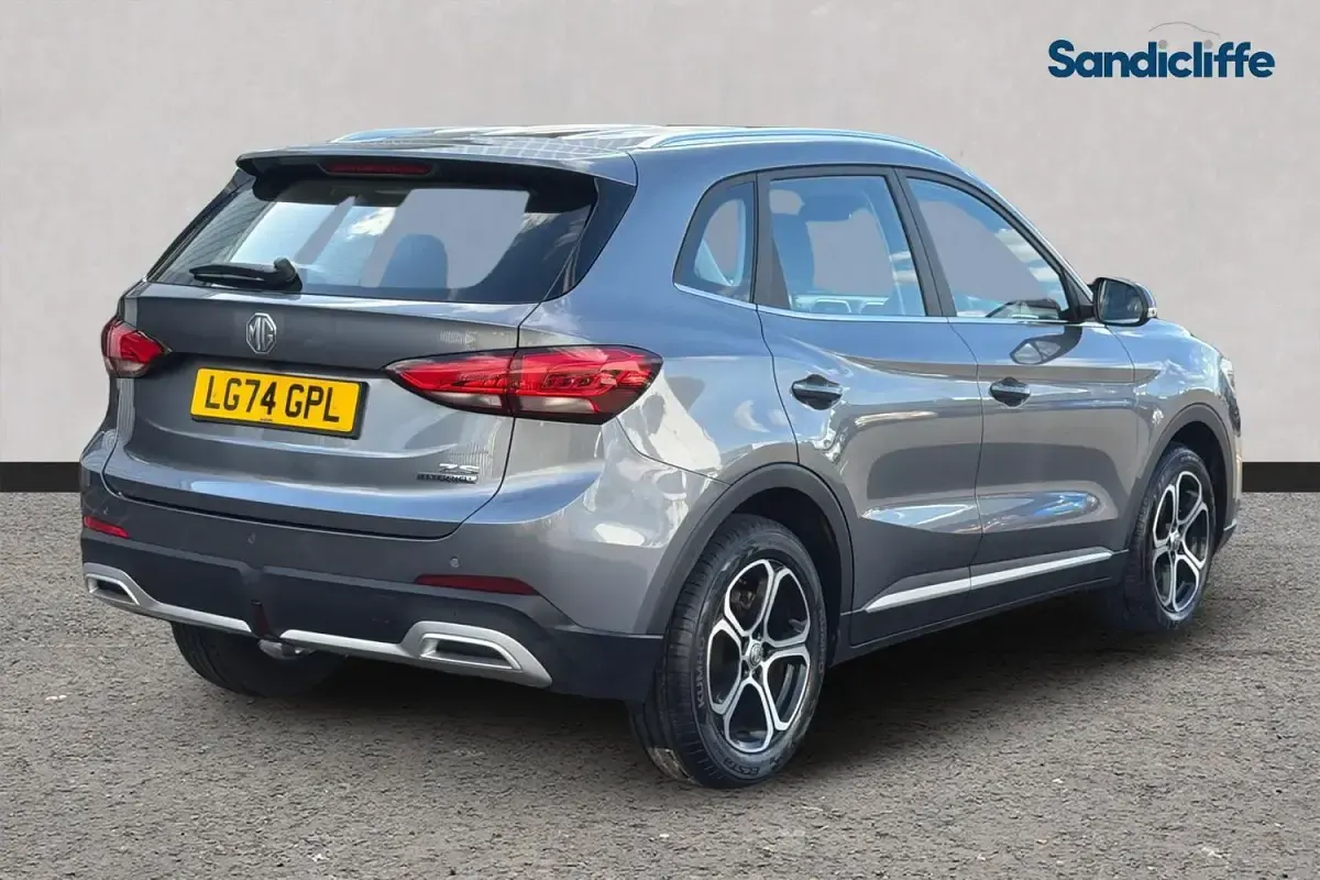 Used MG ZS SE 196 HP (144 kW) 2024 Metallic  hampstead grey SUV