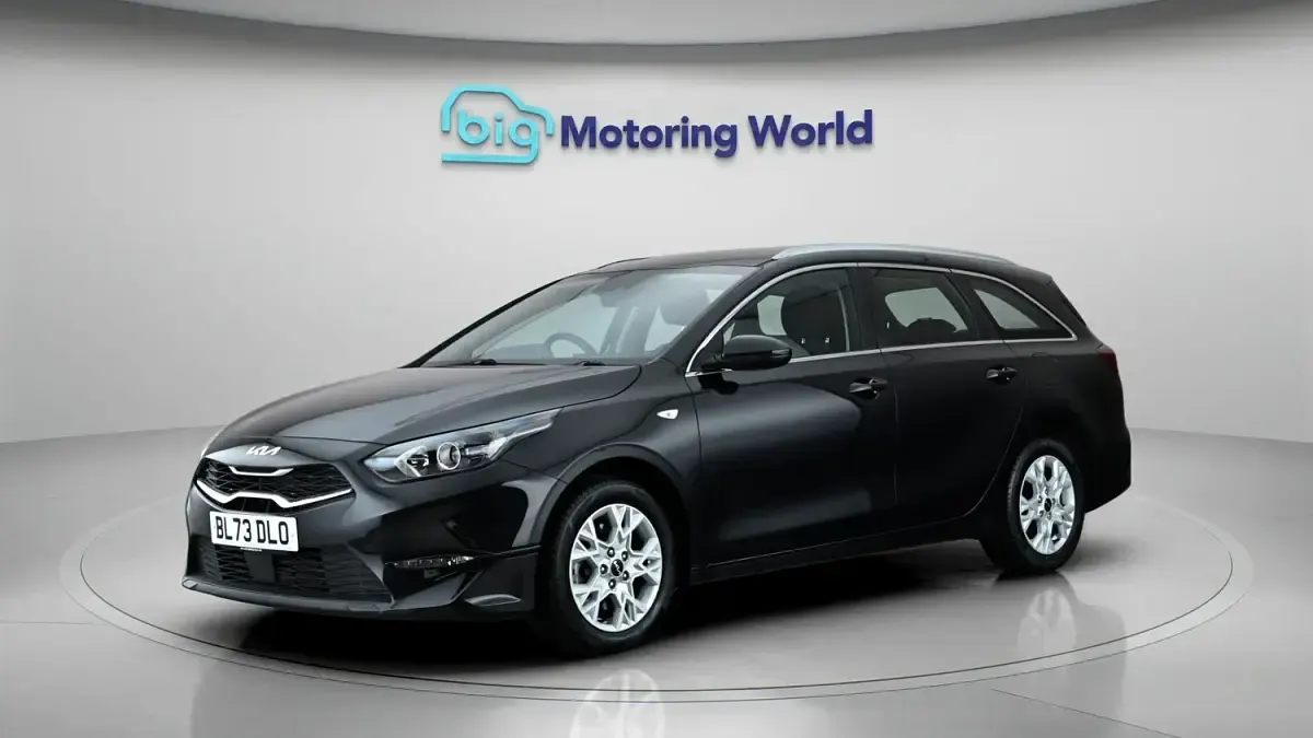 Used Kia Ceed 2024 Black Hatchback