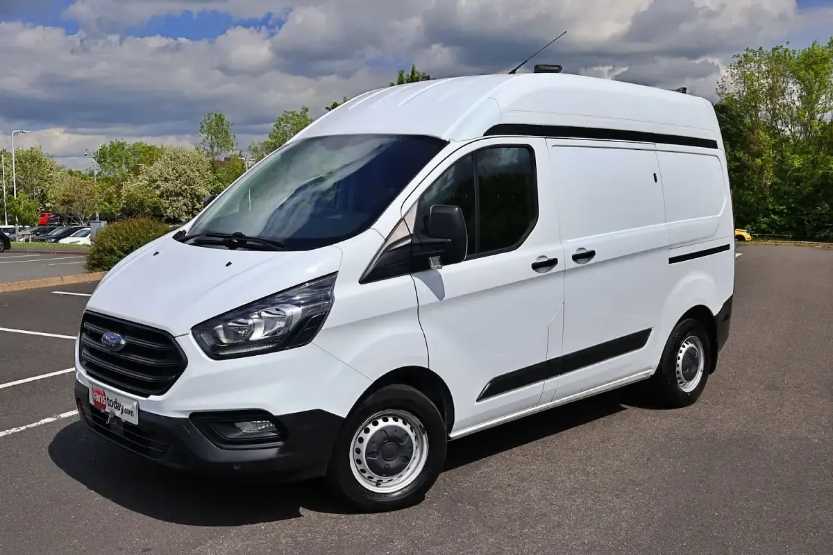 Used Ford Transit Custom 170 HP (125 kW) 2019 White Van