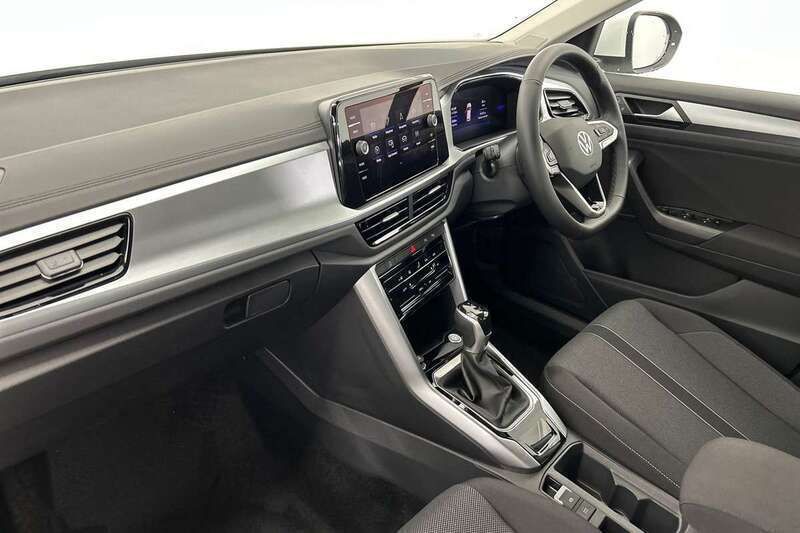 Used VW T-Roc Match 150 HP (110 kW) 2024 White SUV