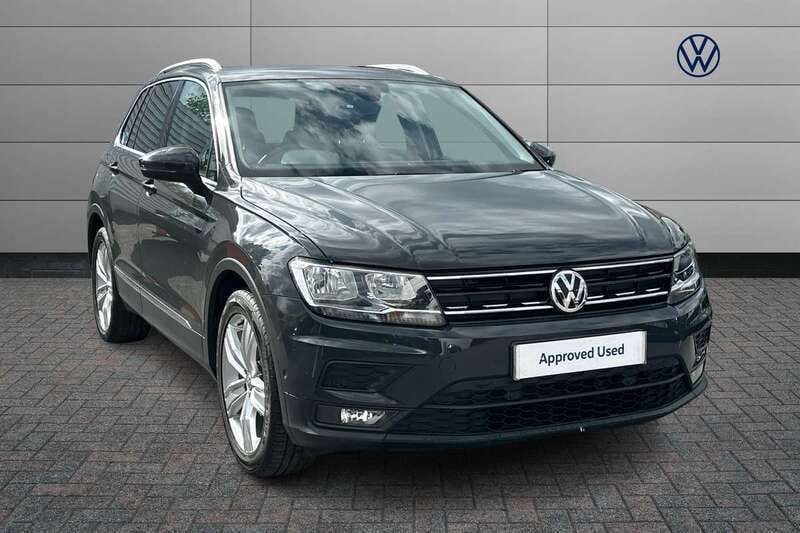 Grey Used 2020 VW Tiguan Match SUV | £16,490 (Fair price) - Image 1/4