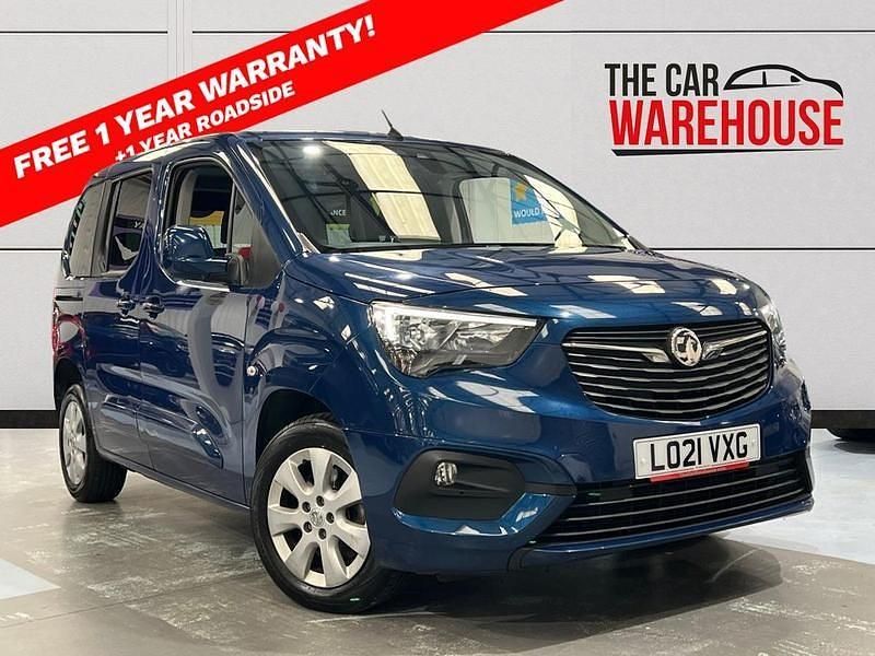 Blue Used 2021 Vauxhall Combo MPV | £14,999 (Fair price) - Image 1/4