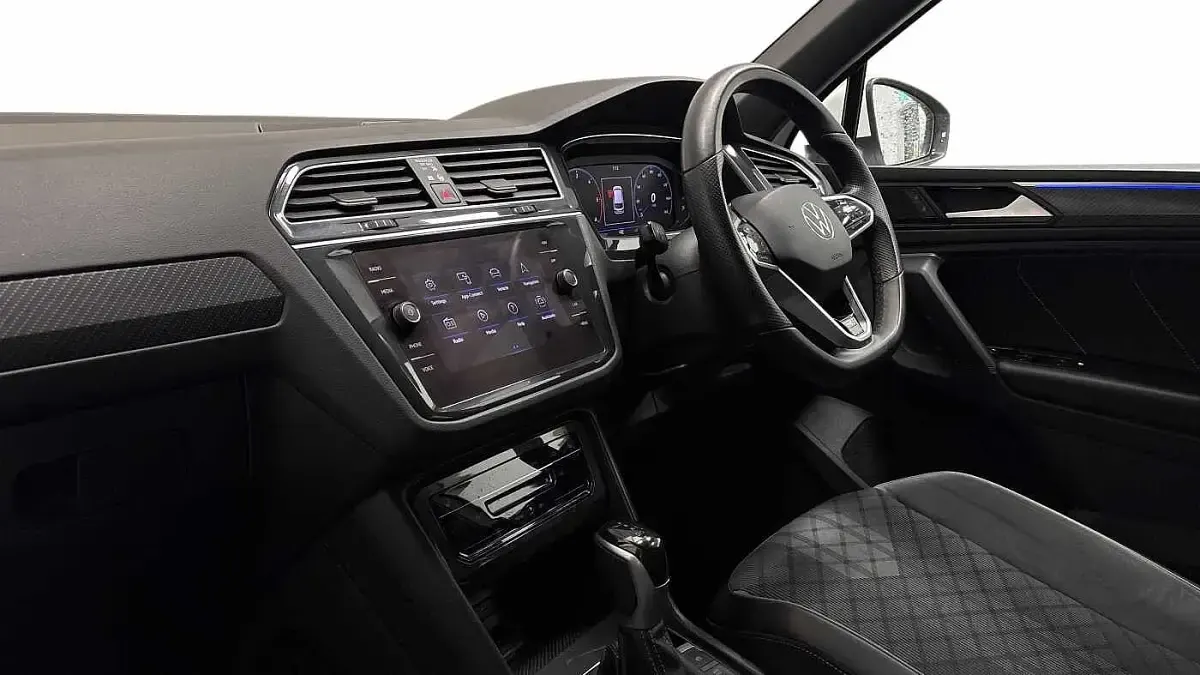 Used VW Tiguan R-line Edition 150 HP (110 kW) 2023 White SUV