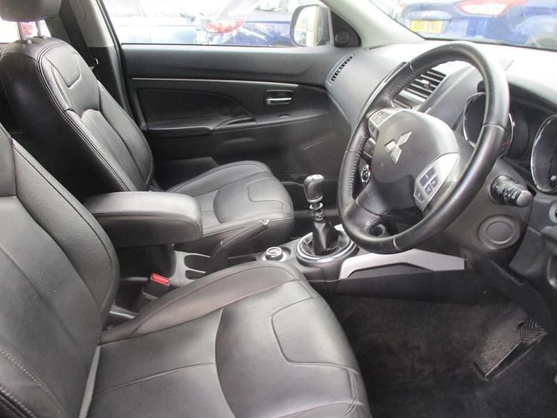 Used Mitsubishi ASX 114 HP (83 kW) 2012 Black SUV
