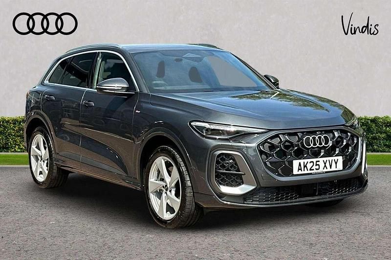 Grey Used 2025 Audi Q5 S-Line SUV | £49,242 - Image 1/3