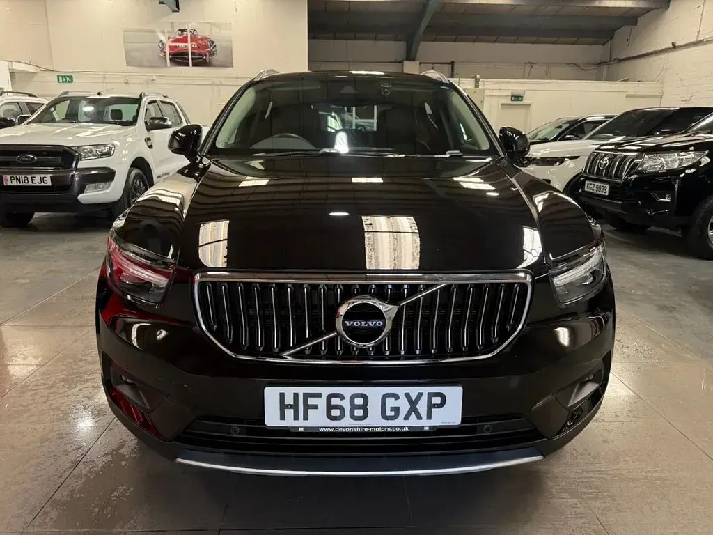 Used Volvo XC40 Inscription 190 HP (139 kW) 2018 Black SUV