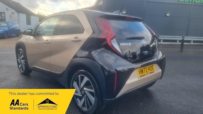 Used Toyota Aygo 72 HP (52 kW) 2022 Beige Hatchback