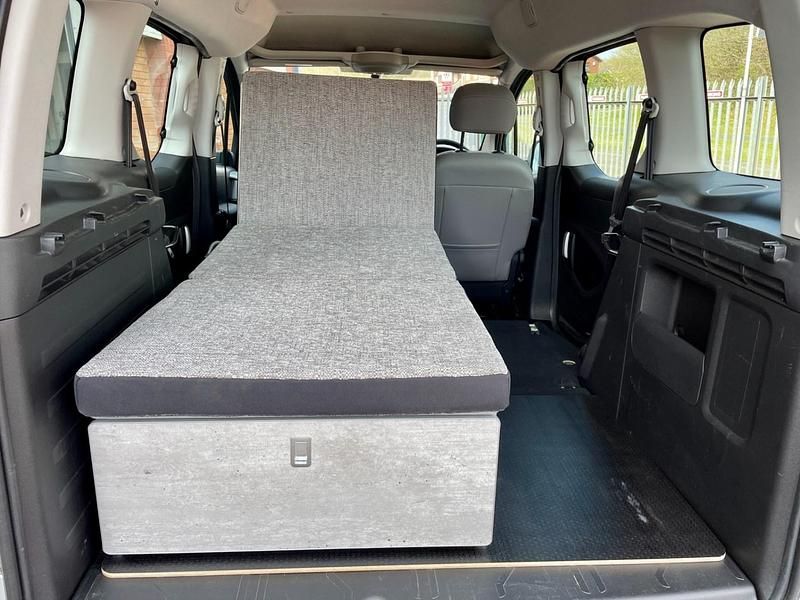 Used Citroën Berlingo 2016 Silver MPV