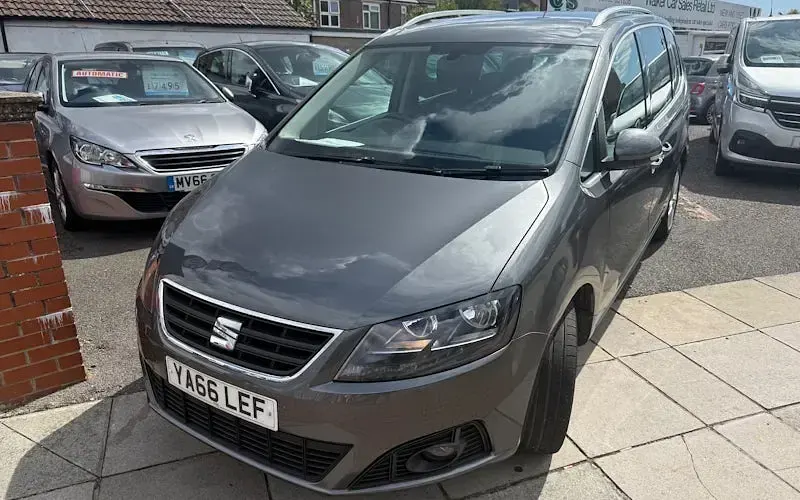 Used Seat Alhambra Ecomotive 150 HP (110 kW) 2017 Grey MPV