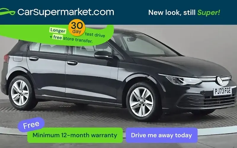 Begagnad VW Golf VIII Life 110 HK (80 kW) 2023 Halvkombi