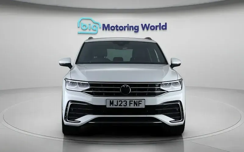 Used VW Tiguan R-line 150 HP (110 kW) 2023 White SUV