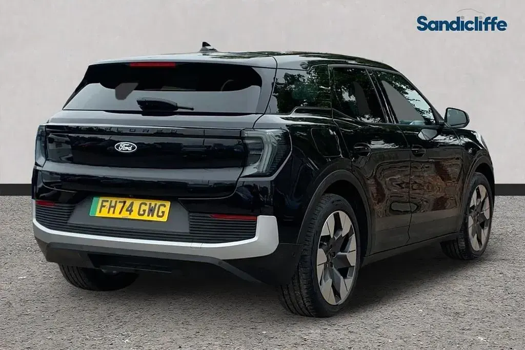 Used Ford Explorer Extended Range 82 kW (112 HP) 2025 SUV