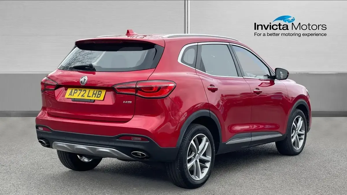 Used MG HS Excite 162 HP (119 kW) 2023 Red SUV