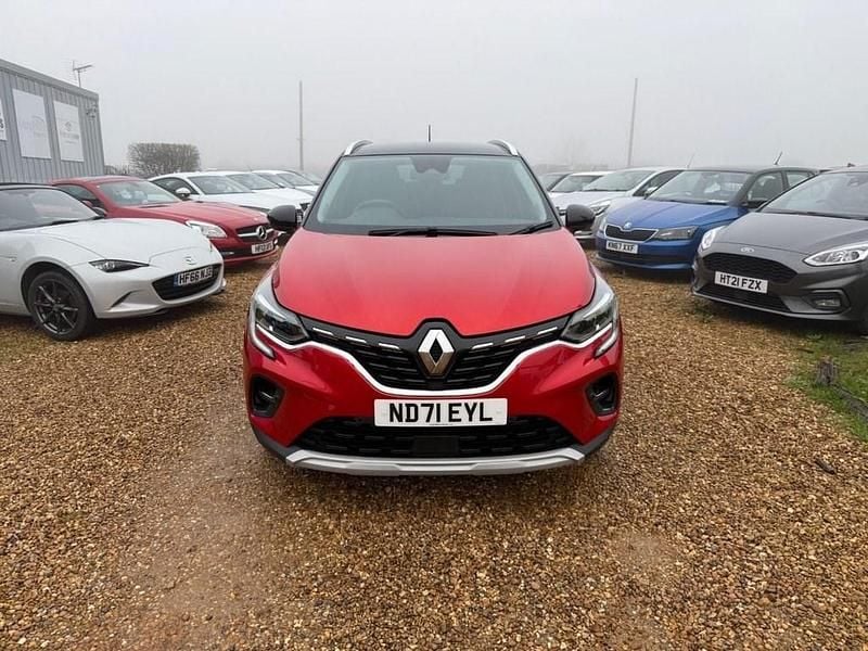 Used Renault Captur Version S 90 HP (66 kW) 2021 Red/black SUV