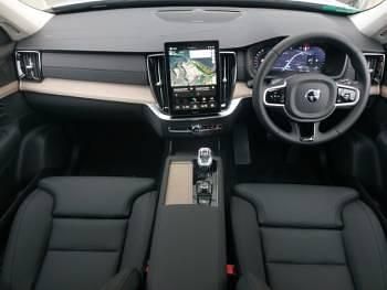 New Volvo XC90 Plus 250 HP (183 kW) 2025 Grey SUV