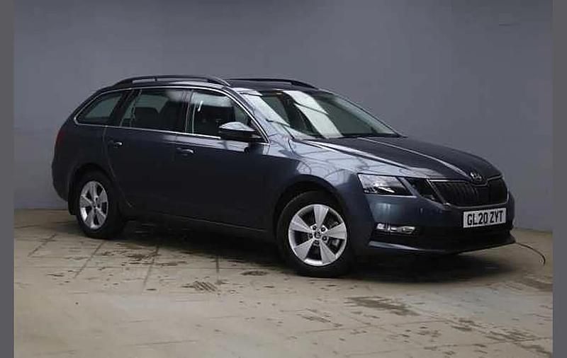 Quartz grey metallic Used 2020 Skoda Octavia SE Technology Estate | £13,995 (Fair price) - Image 1/4