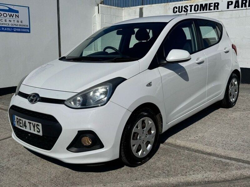 White Used 2014 Hyundai i10 SE Hatchback | £4,795 - Image 1/4