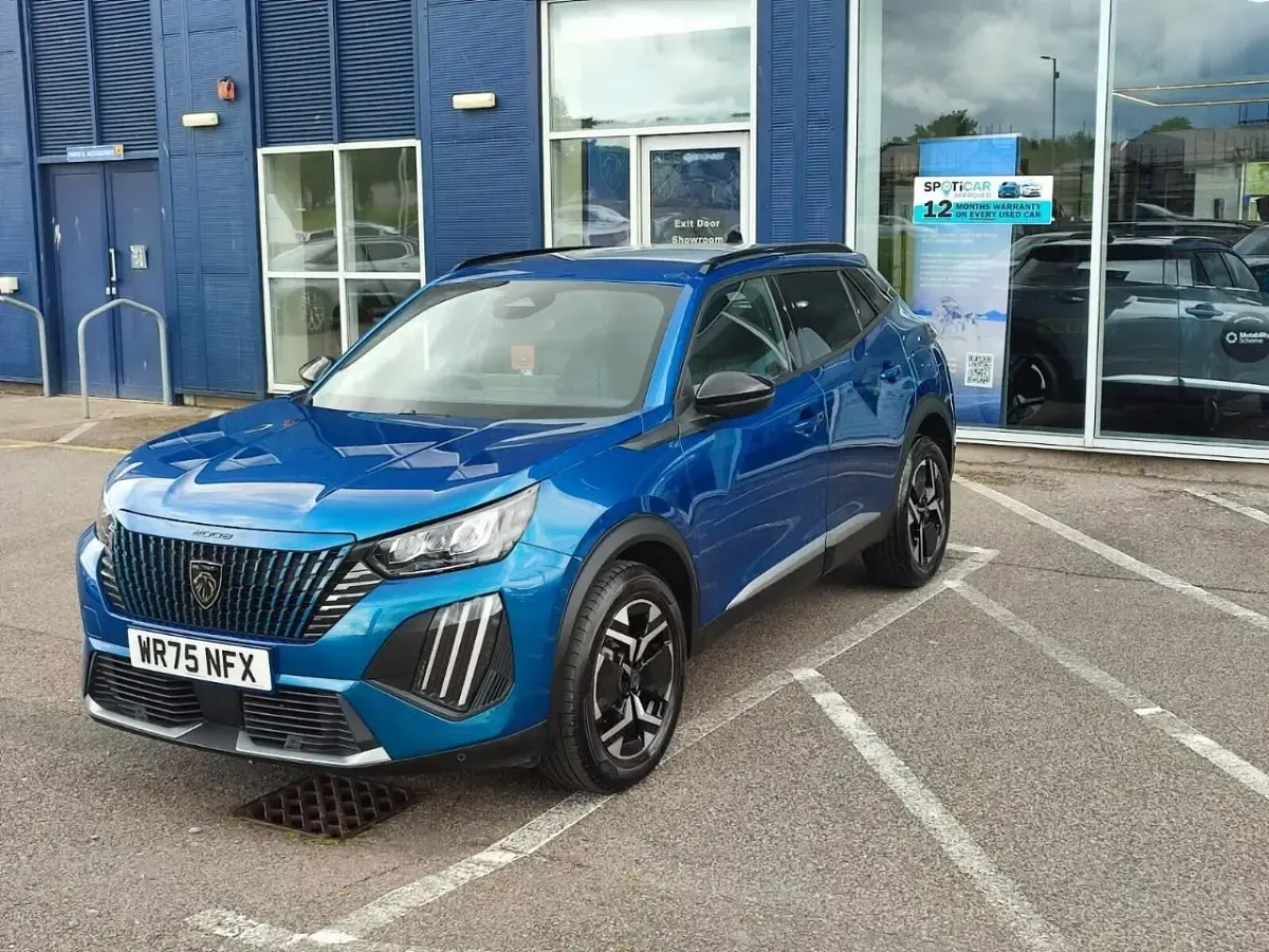 Used Peugeot 2008 Allure 100 HP (73 kW) 2025 Blue SUV