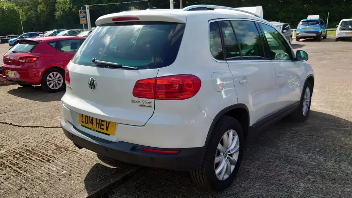 Used VW Tiguan Match 138 HP (101 kW) 2014 White SUV