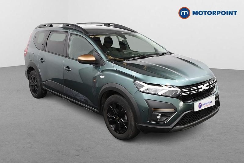 Used Dacia Jogger Extreme 2024 Green MPV