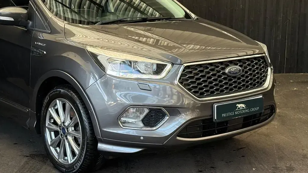 Used Ford Kuga Vignale 182 HP (133 kW) 2019 Grey SUV