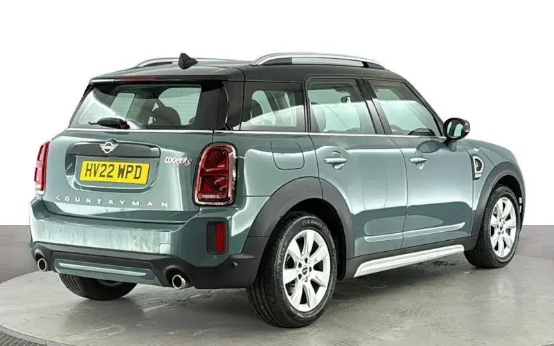 Usado Mini Cooper S Classic 178 HP (130 kW) 2022 Verde Citadino