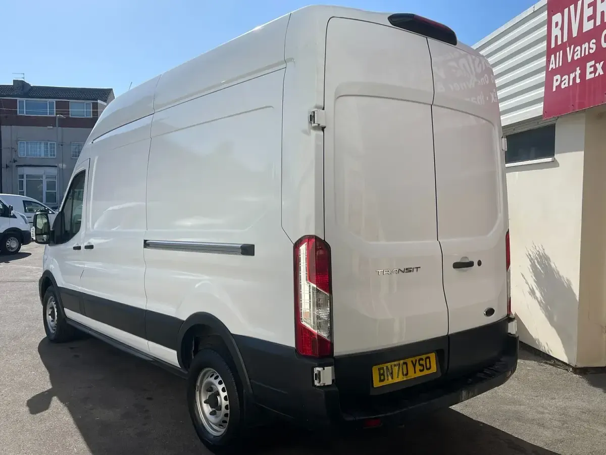 Used Ford Transit 130 HP (95 kW) 2020 White Van