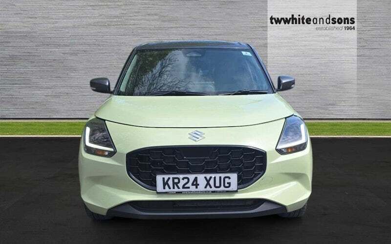 Used Suzuki Swift 82 HP (60 kW) 2024 Yellow Hatchback