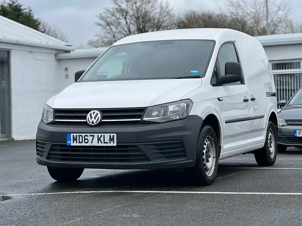 Used VW Caddy Startline 102 HP (75 kW) 2018 White MPV