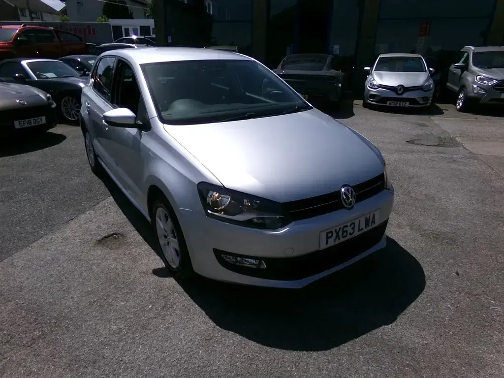 Used VW Polo Edition 70 HP (51 kW) 2013 Silver Hatchback