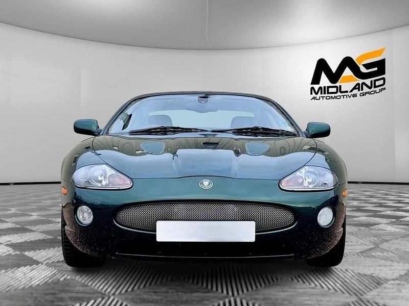 Used Jaguar XKR Supercharged 400 HP (294 kW) 2024 Green Coupe