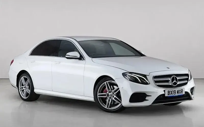 Used Mercedes E220 AMG line 194 HP (142 kW) 2019 Sedan