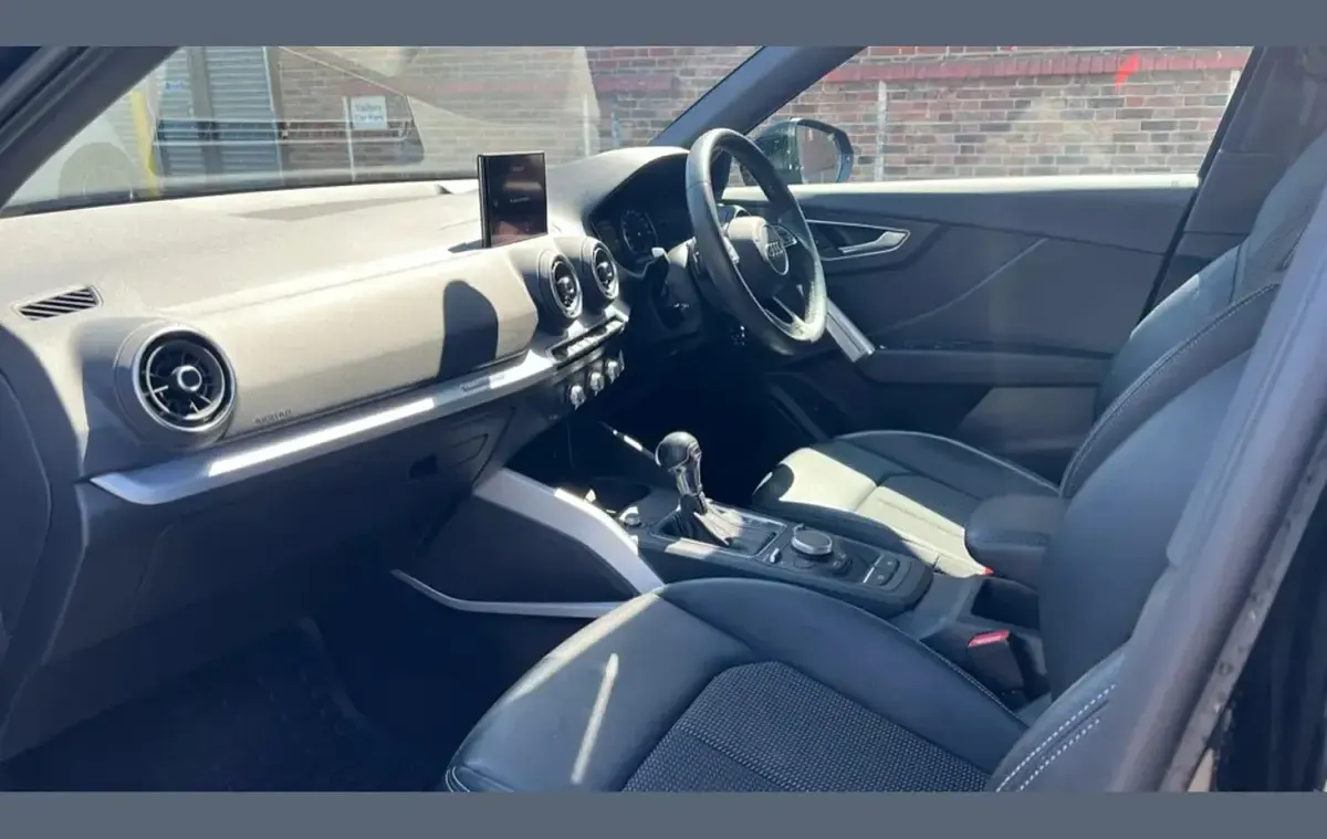 Used Audi Q2 S-Line 190 HP (139 kW) 2019 Black SUV